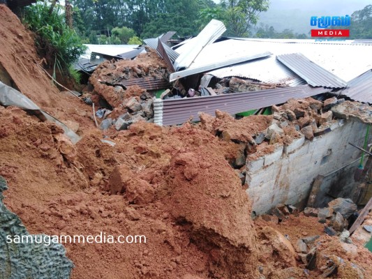 மலைநாட்டில் நிலவும்  சீரற்ற காலநிலை..!மண்மேடு சரிந்து வீடு சேதம் - பாதிக்கப்பட்டவர்களை பாதுகாப்பான இடங்களில் தங்க வைக்க நடவடிக்கை..!samugammedia 